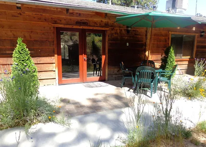 Evergreen Haus